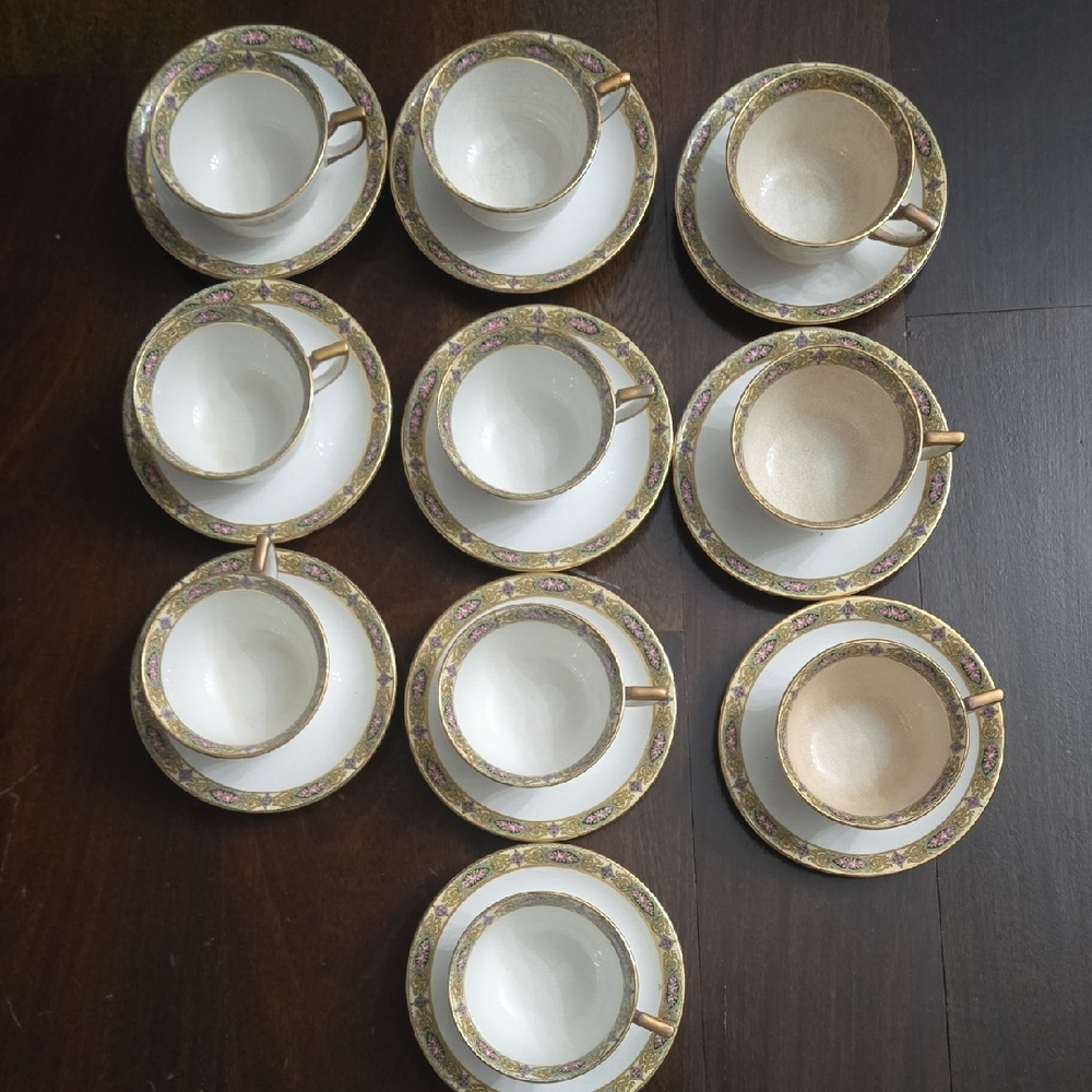 Homer Laughlin B-7N 10 Piece Mug Set Of Gold and White Porcelain Vandemene Set